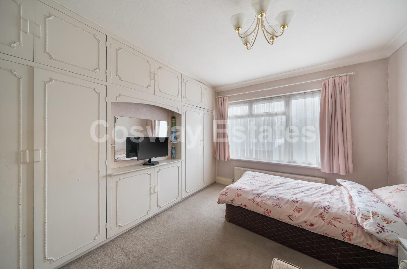 Edgware Way, Edgware, HA8, Edgware